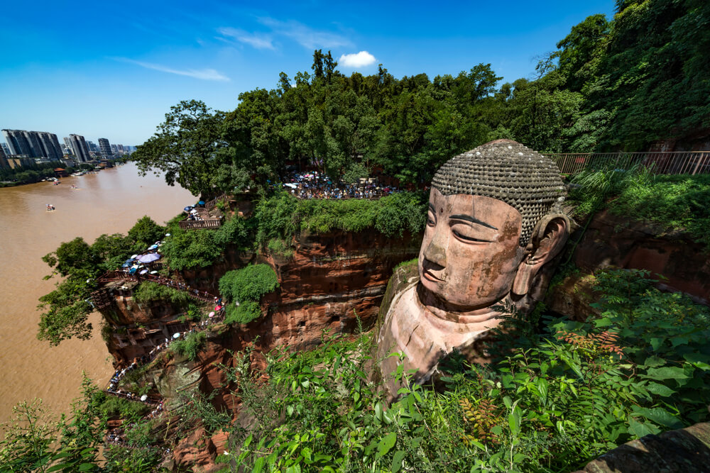 El Gran Buda de Leshan, un gigante tallado en piedra
