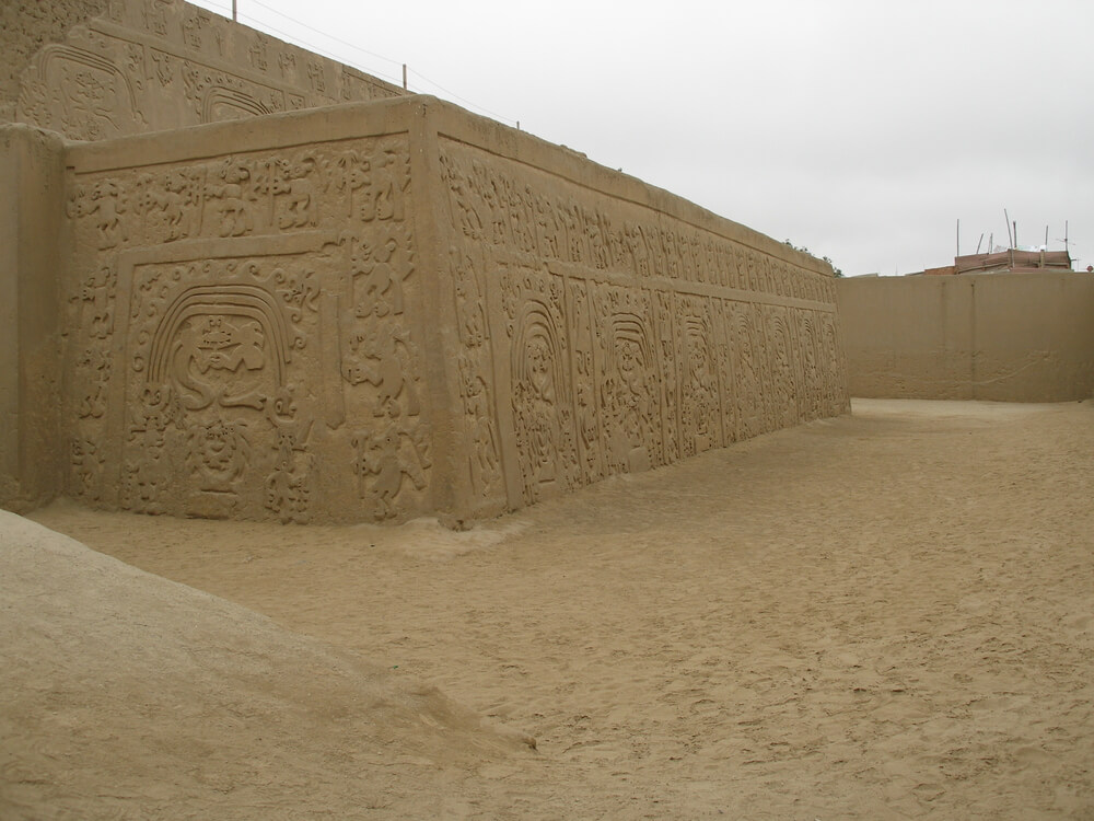 Muros en Chan Chan
