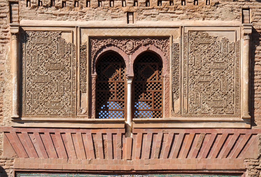 Detalle de la puerta del Vino