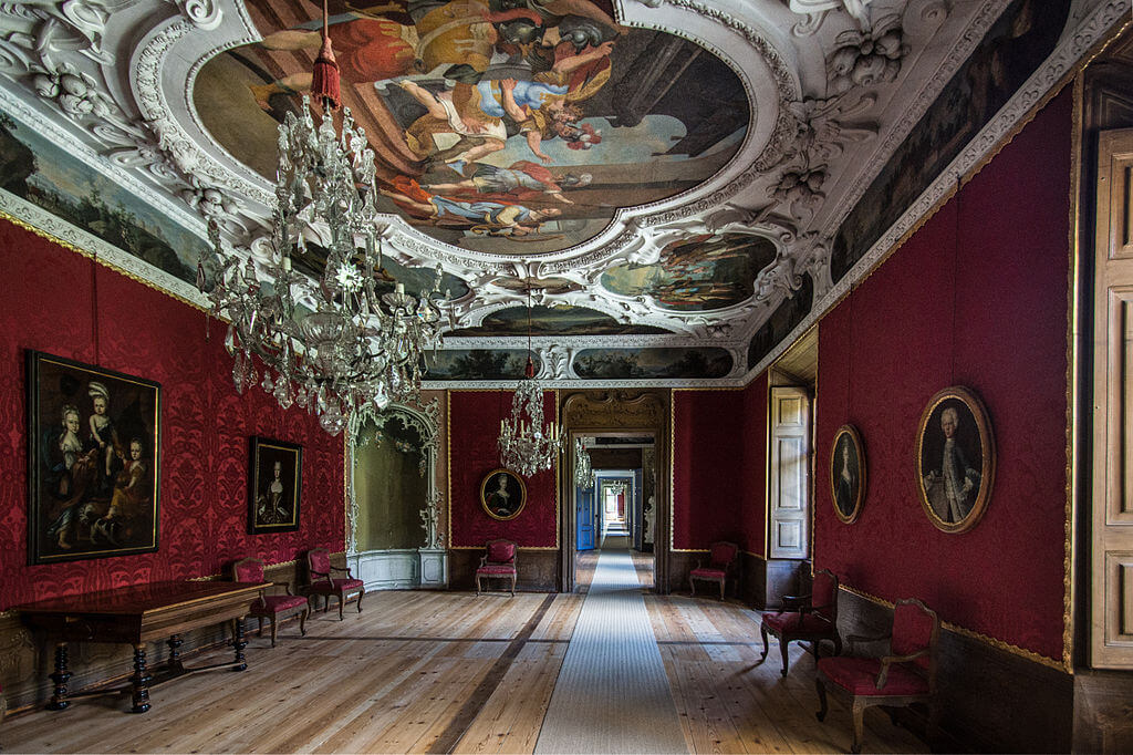 Interior del castillo