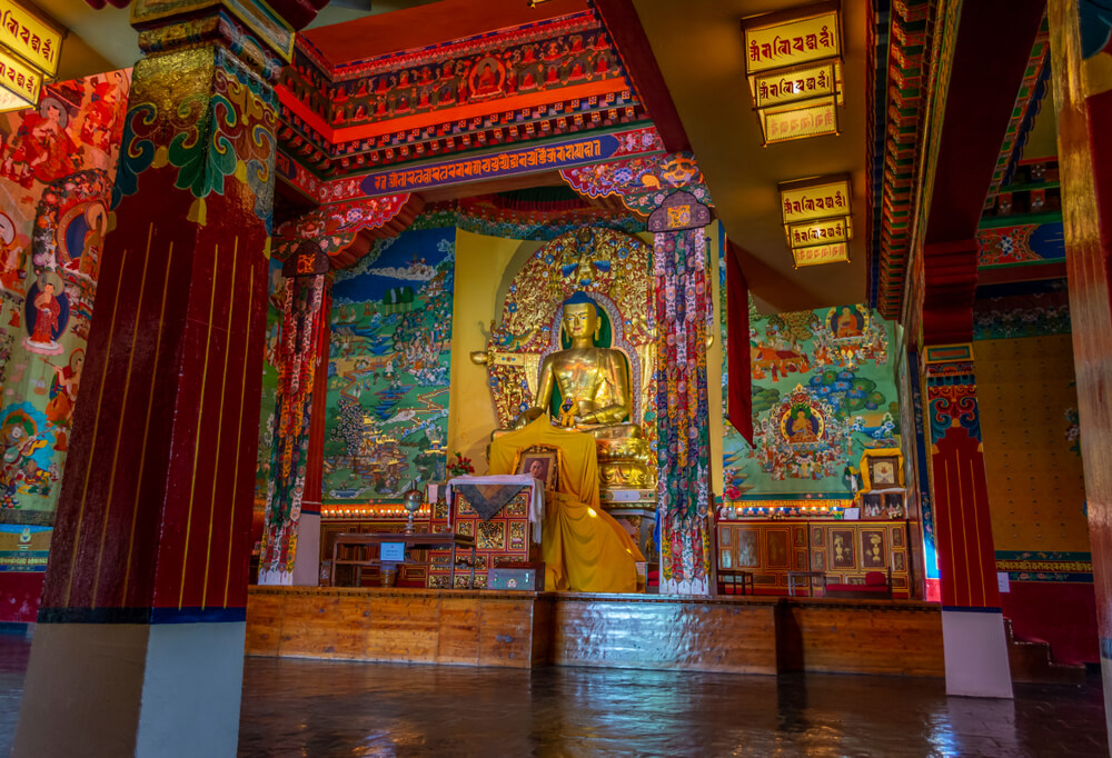 Sala del palacio de Norbulingka