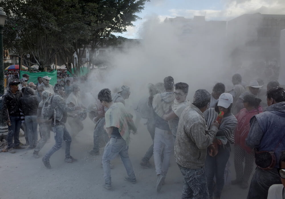 Evento en el Carnaval de Blancos y Negros