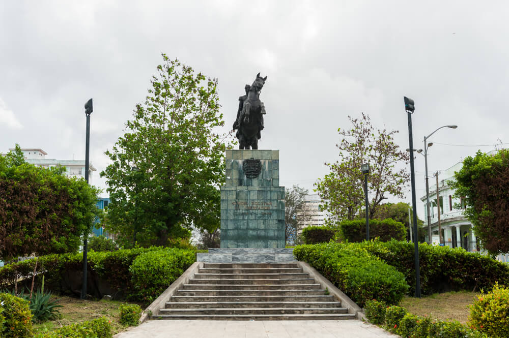 Monumento a Bolívar en La Habana
