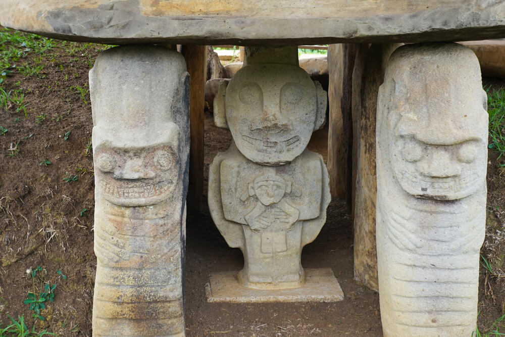 Conjunto de estatuas