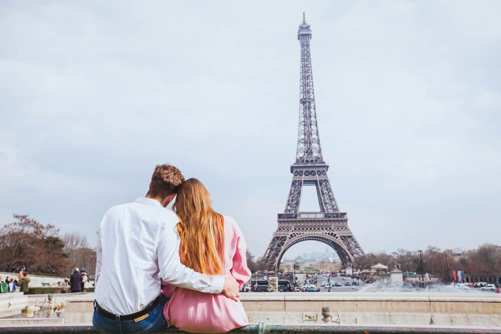 Pareja en París