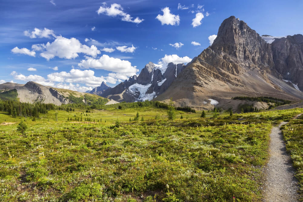 Vista del Parque Nacional de Kootenay en la Columbia Británica