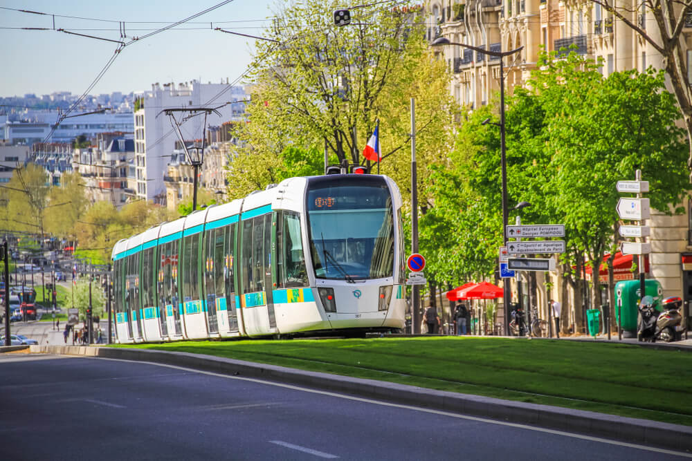 Tranvía para moverse por París