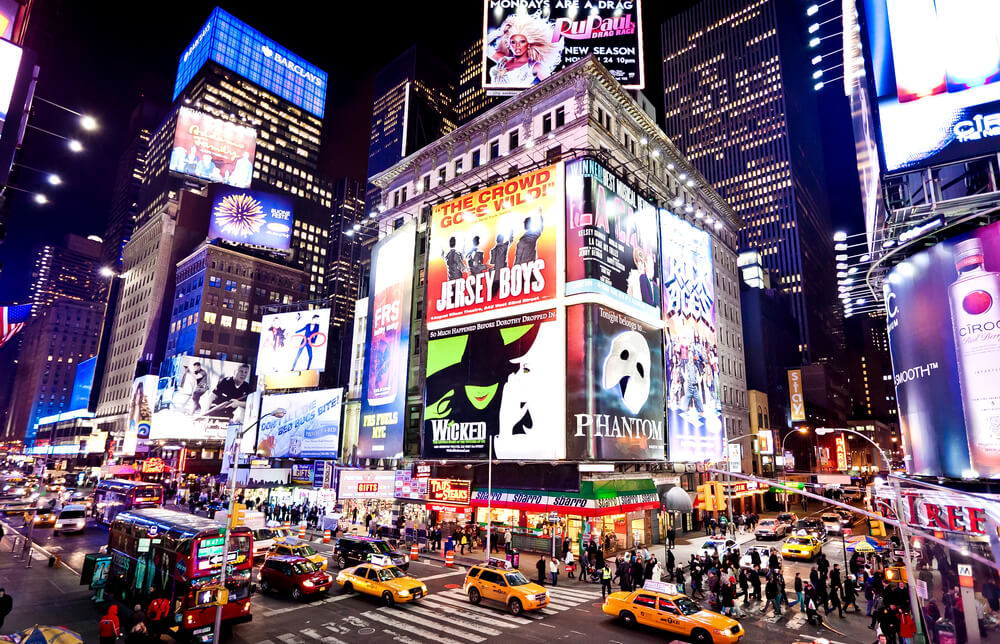 Broadway de noche, escenario de películas de Nueva York