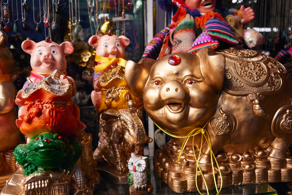 Figuras en la Feria de la Alasita