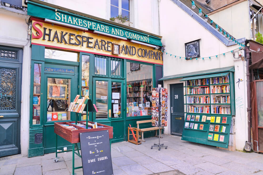 Librería Shakeaspeare and Company, uno de los escenarios de película en París
