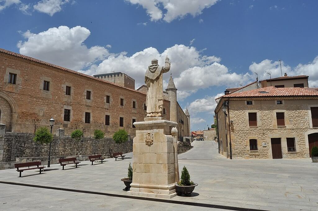 Plaza en Caleruega