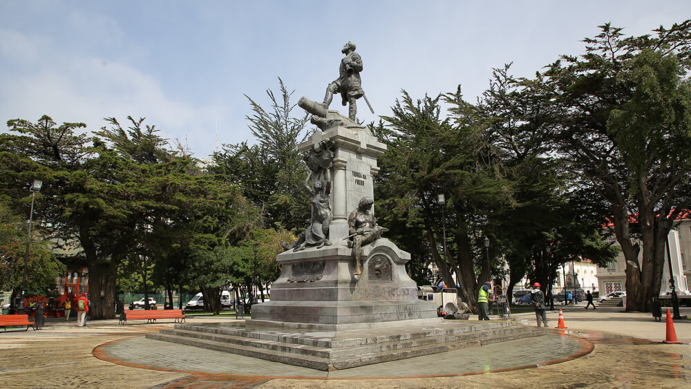 Monumento aMagallanes en Punta Arenas