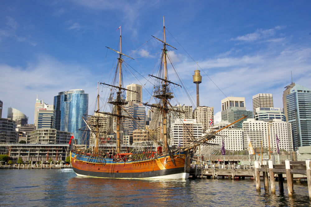 Réplica del Endeavour, la embarcación usada por James Cook.