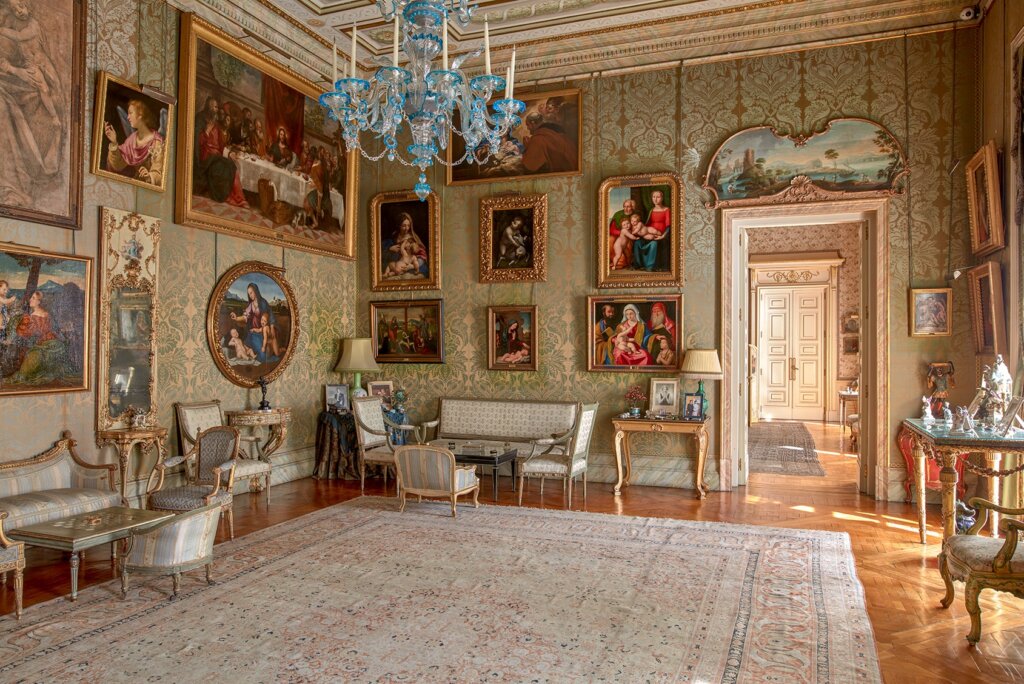 Obras de arte en el Salón Italiano del Palacio de Liria.