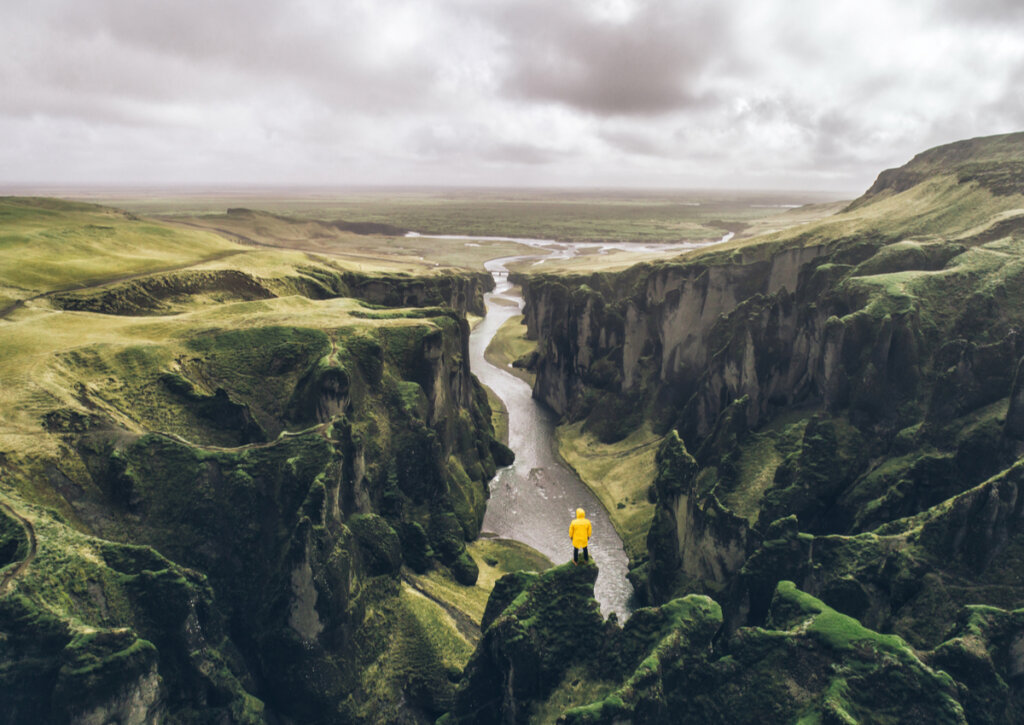 Panorámica desde el cañón de Fjadrargljufur en Islandia.