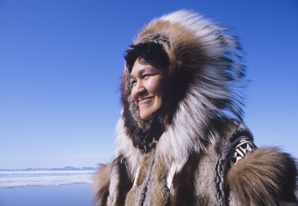 Mujer esquimal de la tribu Inuit.