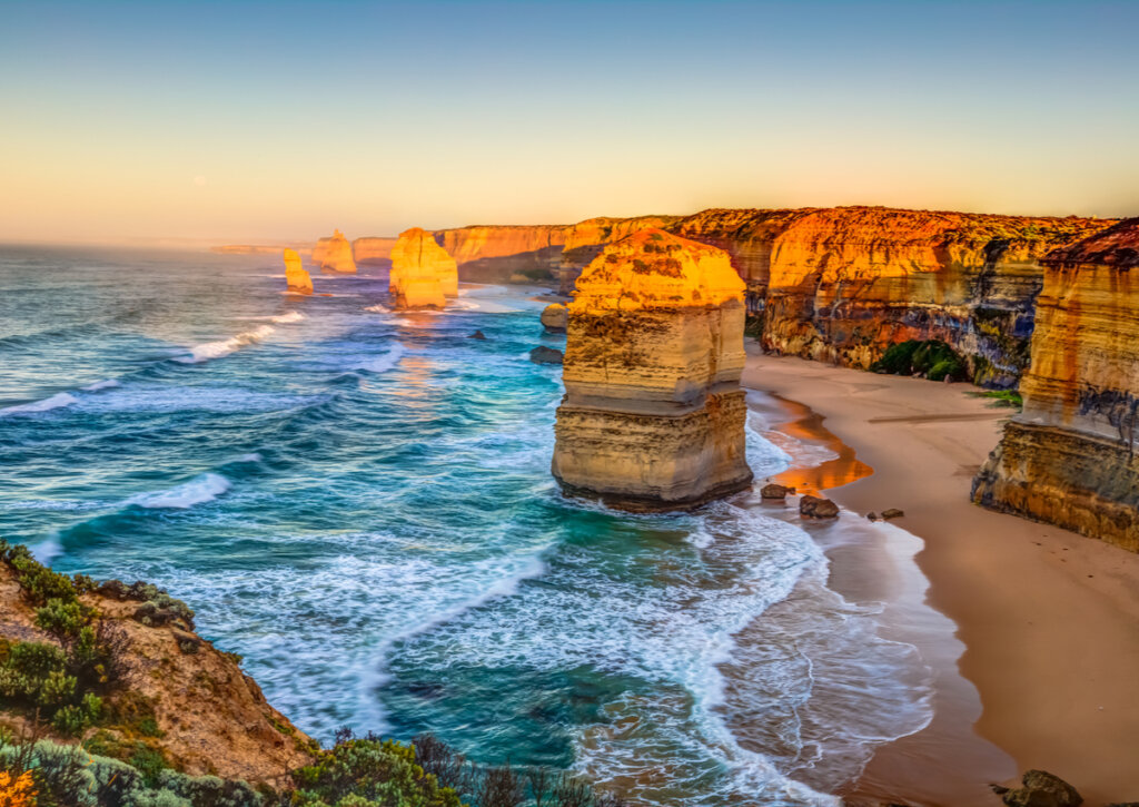 Hermosa vista de la playa de los Doce Apóstoles.
