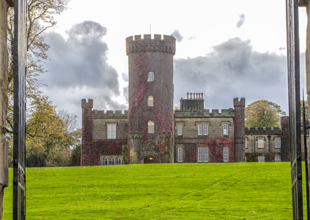 El Swinton Park es uno de los hoteles castillo ubicados en Inglaterra.