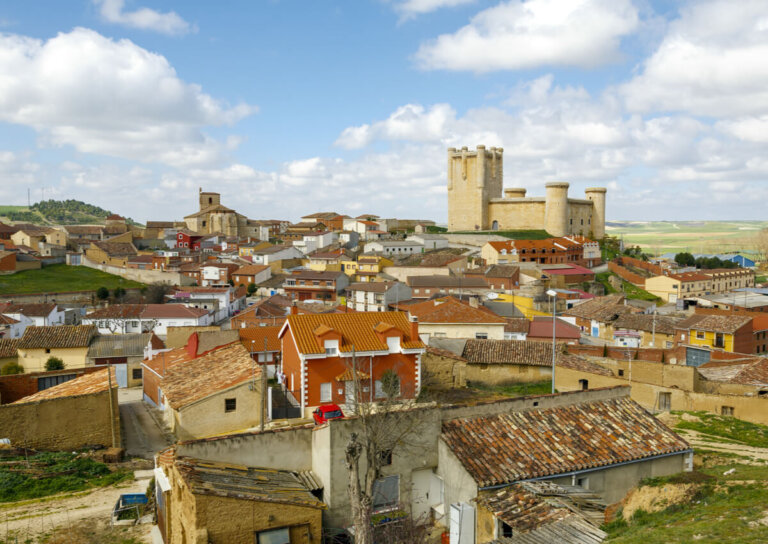 ¿Cuál es la historia de Torrelobatón?