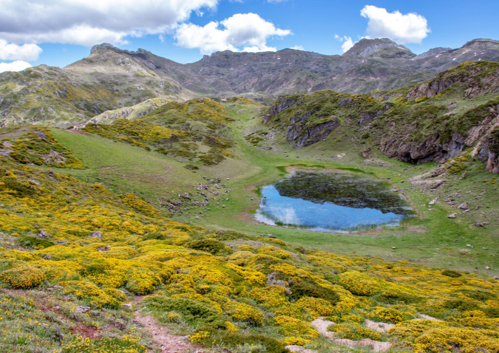 El de Almagrera es el más pequeño de los Lagos de Saliencia.