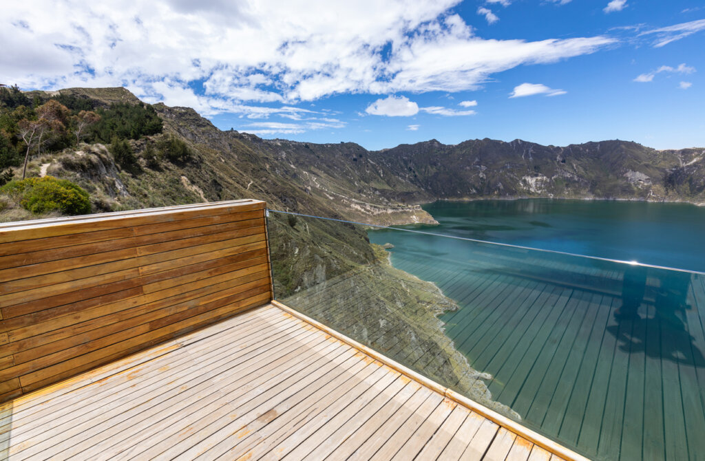 Vista de la laguna del Quilitoa desde el mirador Shalalá.