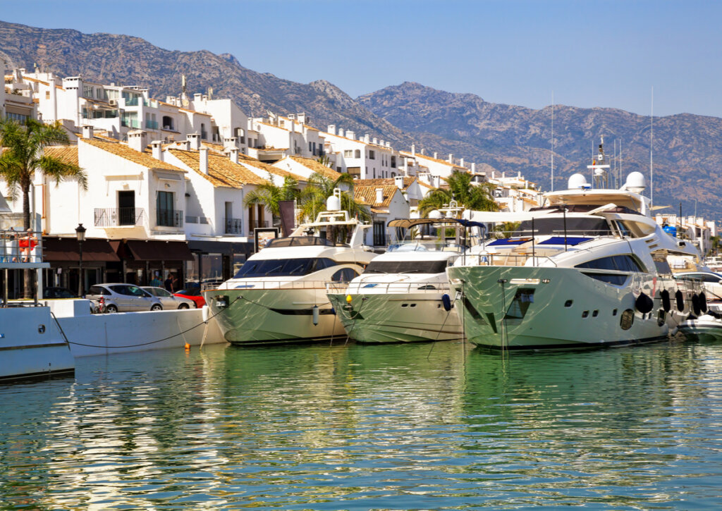 Puerto Banús, una de las mejores playas de Marbella.