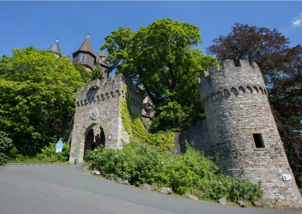 Una de las torres de vigilancia en el castillo de Braunfels.