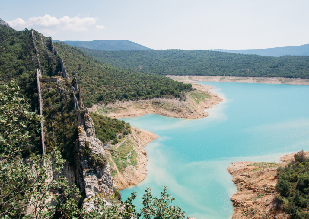 La muralla de Finestres en Huesca es una verdadera maravilla natural.