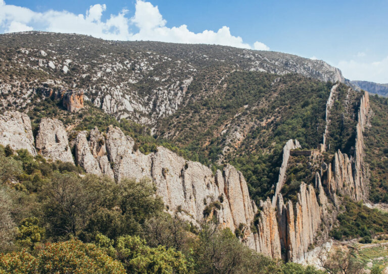 La gran muralla de Finestres en el Pirineo aragonés