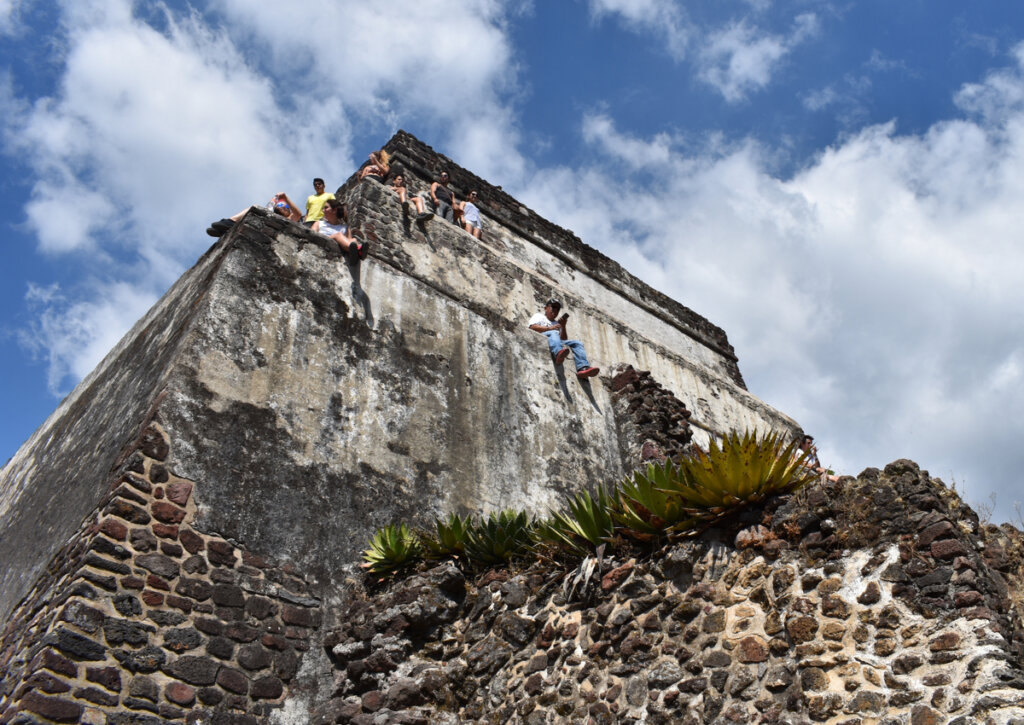 La pirámide que rinde homenaje a Tepoztecatl, en Tepoztlán.