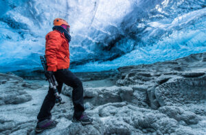 Vatnajokull cueva de hielo en Islandia