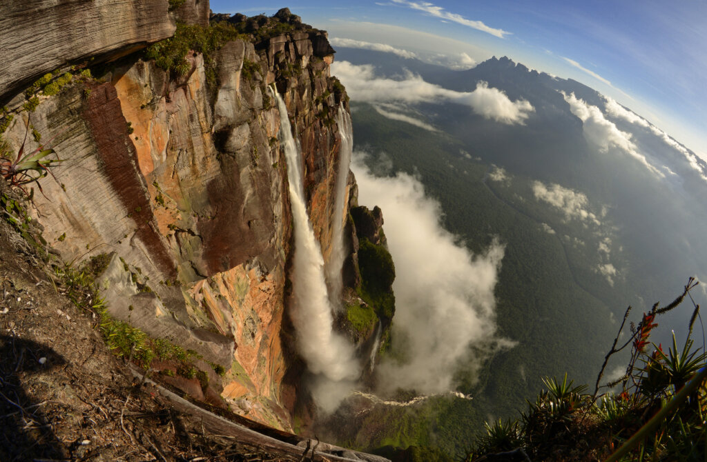 El Salto Ángel en Venezuela visto desde arriba.