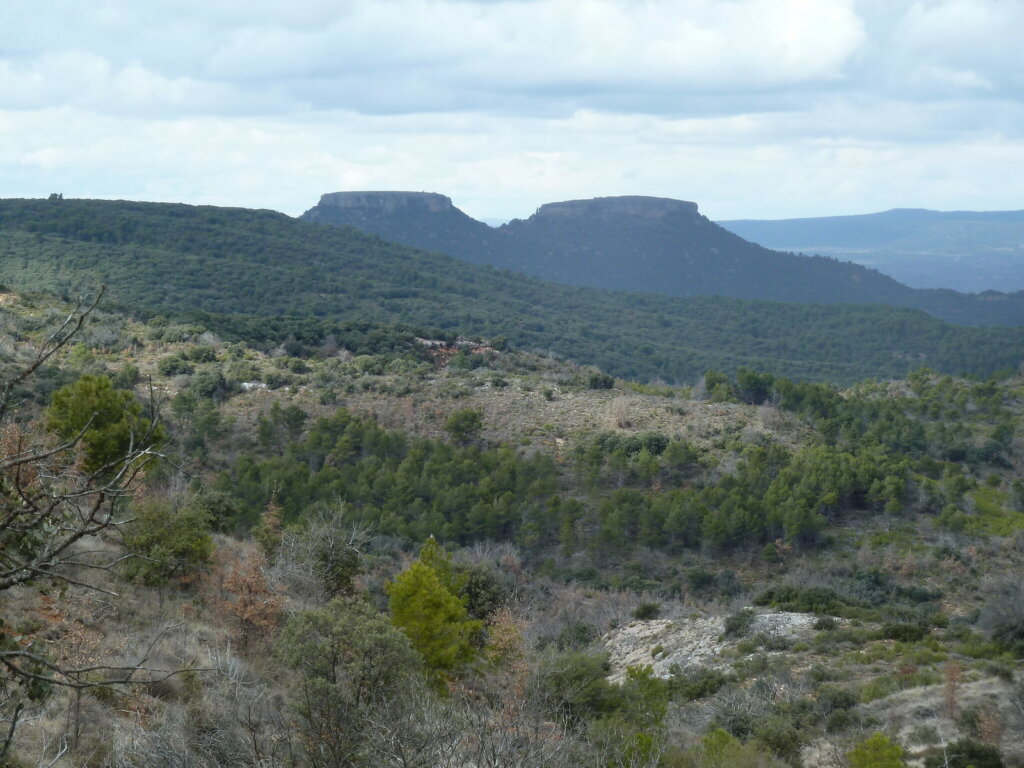 Las Tetas de Viana son un atractivo imperdible en La Alcardia.