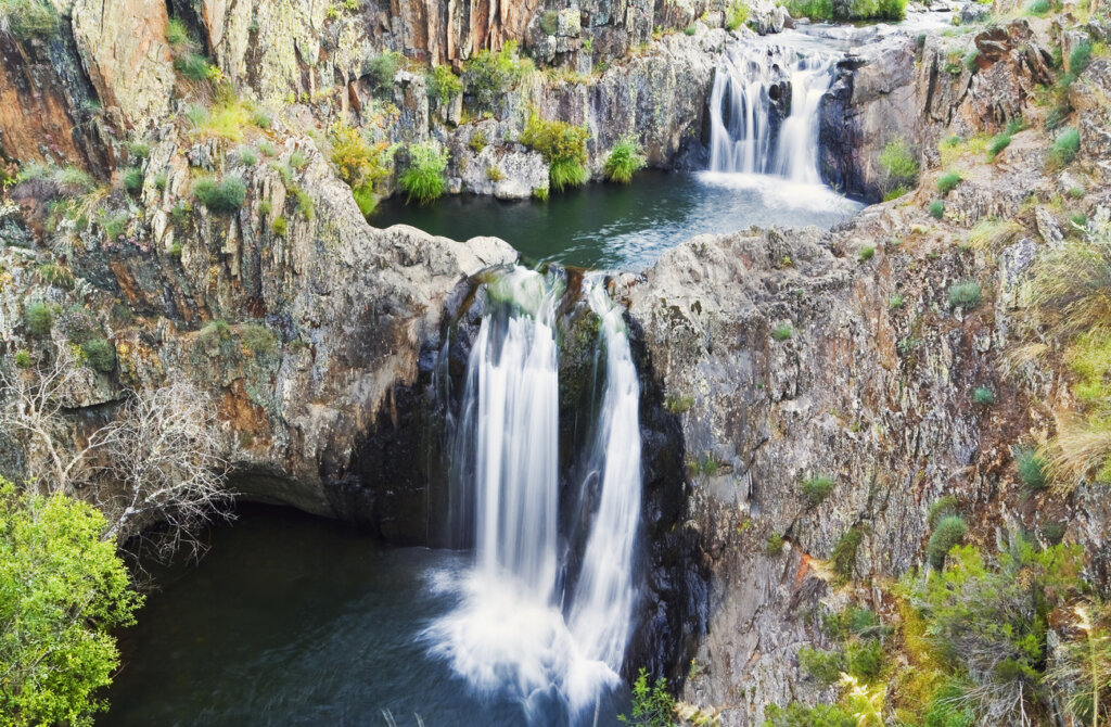 Las cascadas del Aljibe son un salto de agua que está entre las mejores cascadas de España.