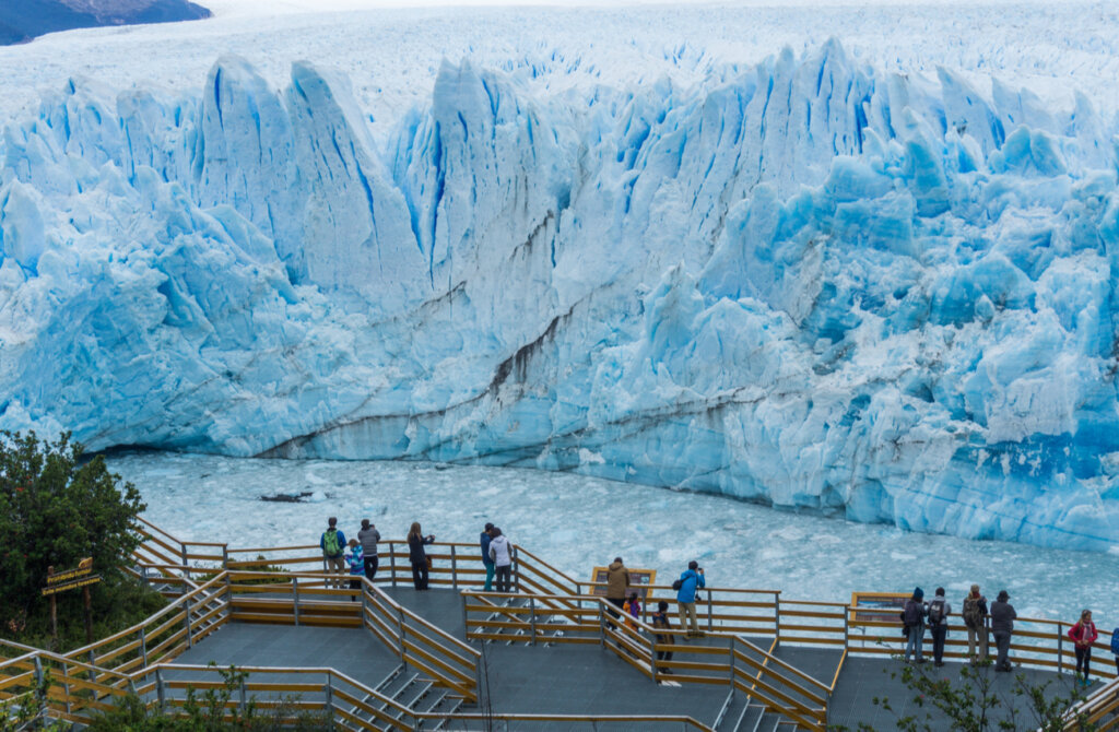 El Parque Nacional Los Glaciares es uno de los grandes atractivos de El Calafate.