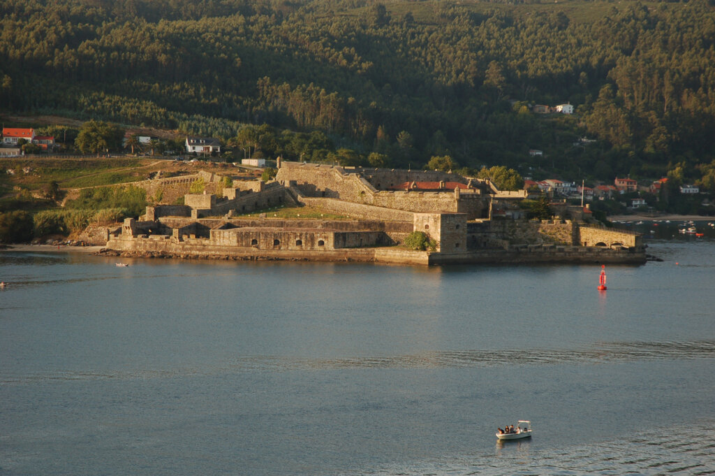 El de San Felipe es uno de los castillos en Galicia que todavía se conservan.