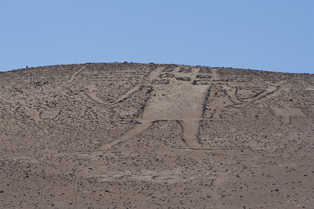 El gigante de Atacama es una figura que se ubica en el desierto con el mismo nombre.