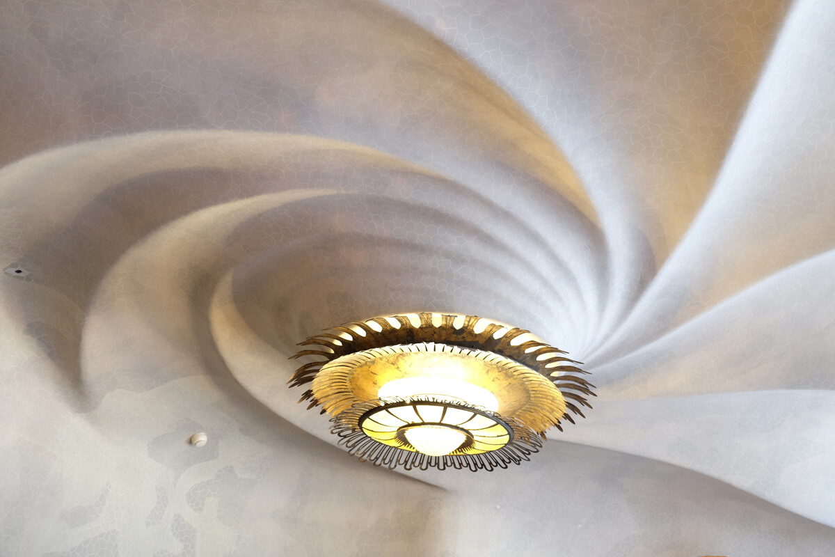 Lámpara en la casa Battló