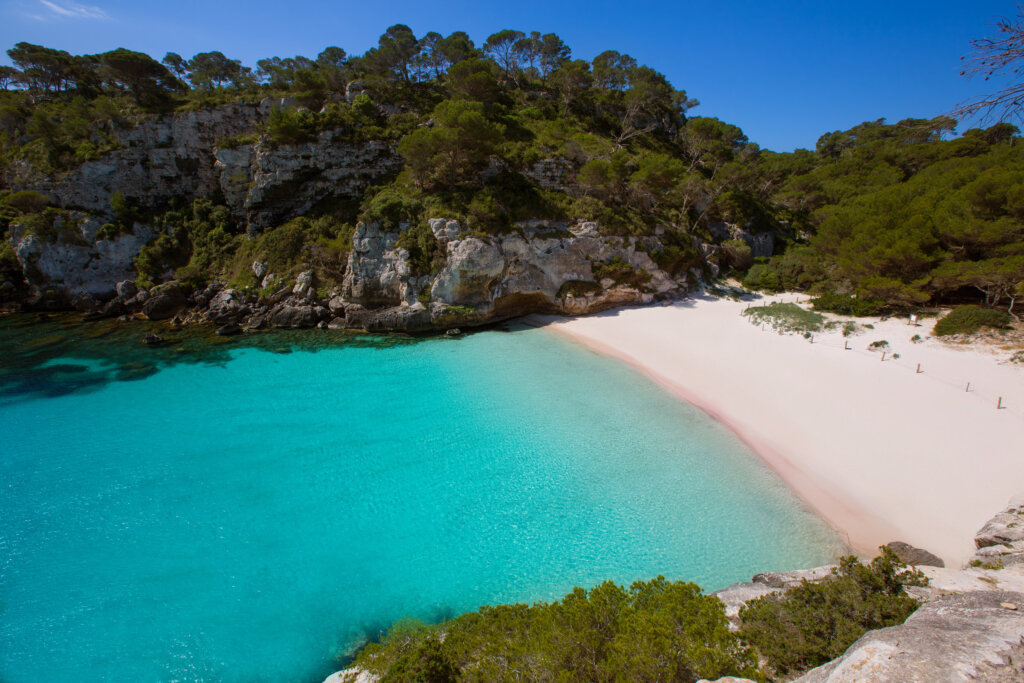 Macarella y Macarelleta, las playas de Menorca más populares