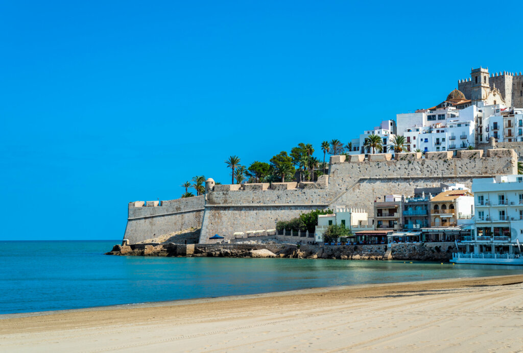 Peñíscola: con el Mediterráneo a sus pies