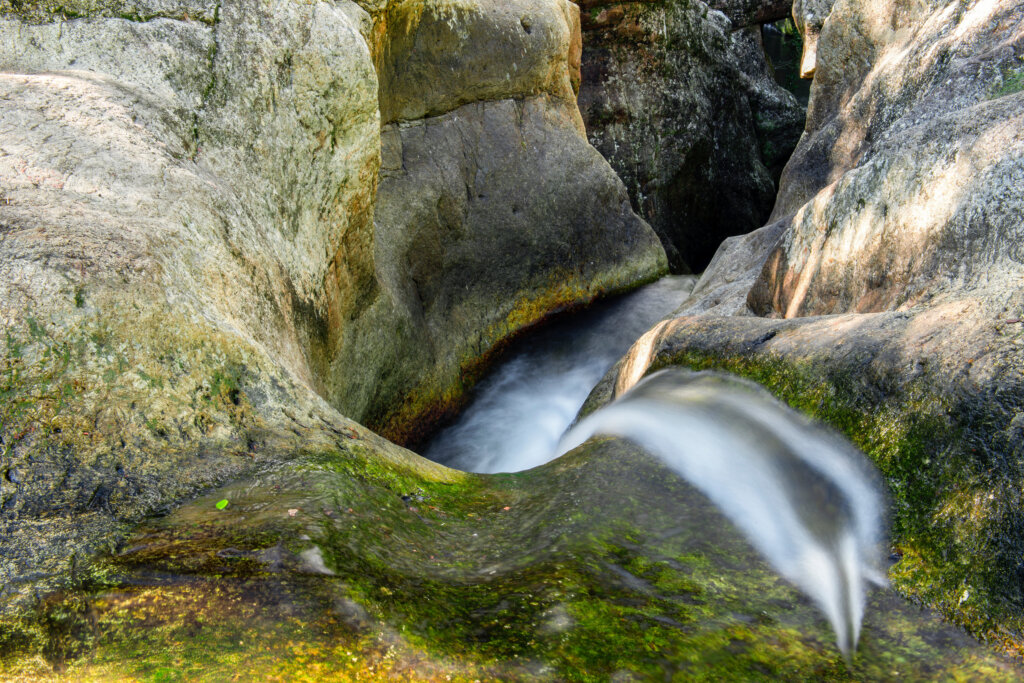 Visitando la cascada Killarney Glen