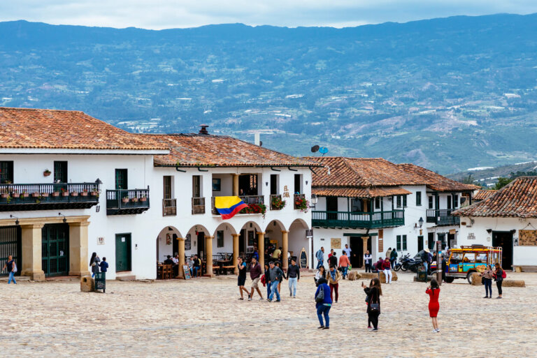 Casas en la plaza de Villa de Leyva Colombia