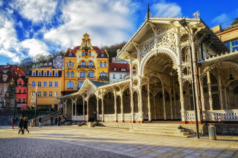 Karlovy Varían, Carlsbad, famoso complejo ciudad en La Bohemia, República Checa