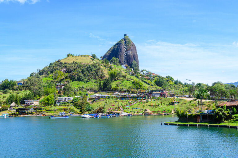 Piedra del peñón Guatapé Colombia