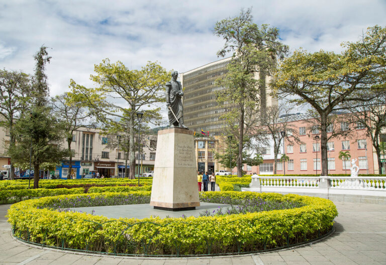 Plaza central de Ibagué Colombia