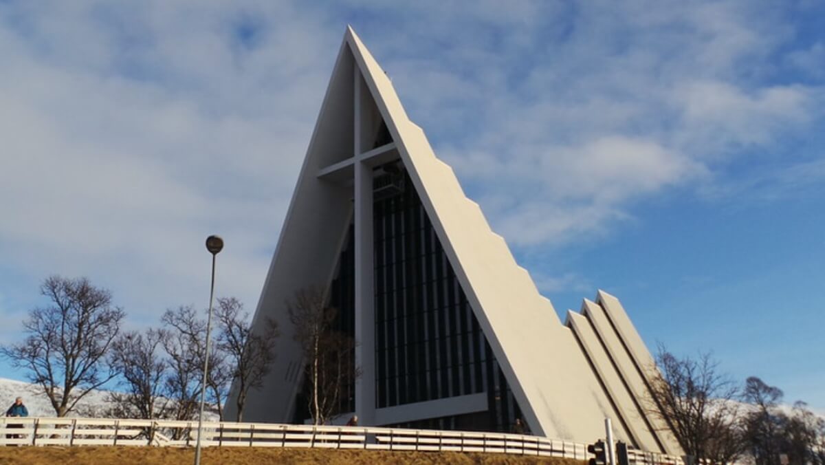 Vista general de la Catedral del Ártico